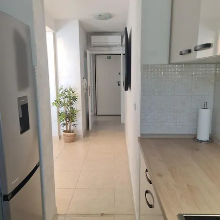 Apartment Modern Near The Sea-mise Trogir