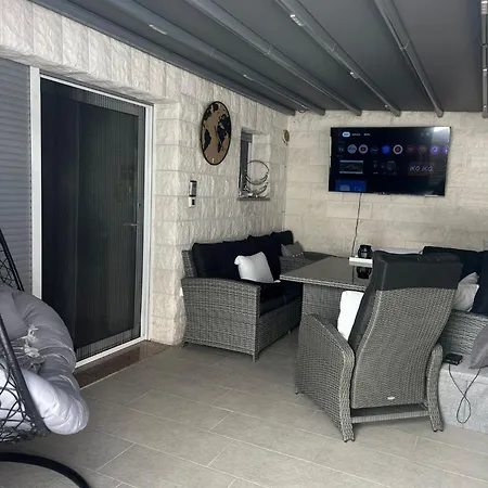 Apartment Modern Near The Sea-mise *