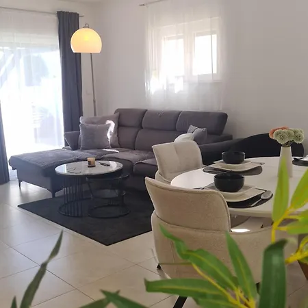 Modern Near The Sea-mise Trogir