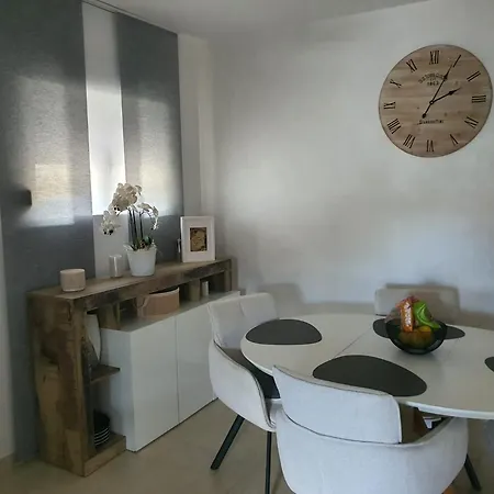 Modern Near The Sea-mise *